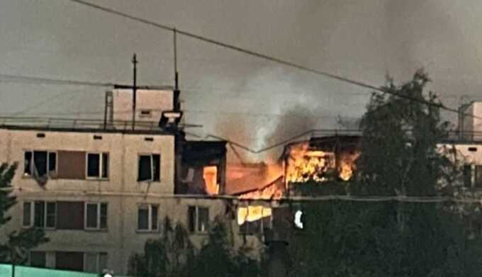 Пожар после взрыва в многоэтажке на юго-западе Москвы полностью ликвидирован
