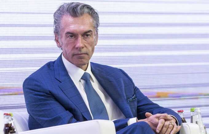 Куликов потребовал ВТБ и предложил себя на пост главы банка