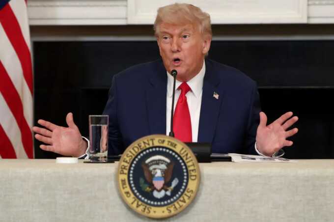 Трамп заявил, что после ударов Израиля неясно, сохранилась ли у Ирана ядерная программа