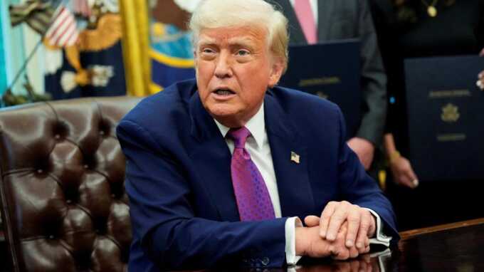 Трамп отказывается предпринимать ответные действия после удара Ирана