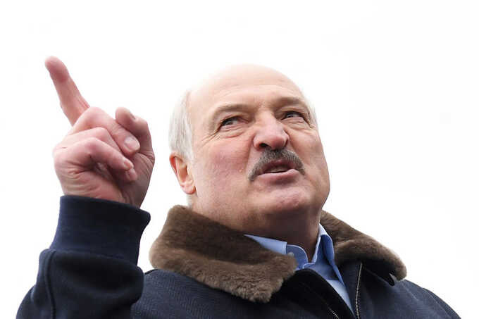 Лукашенко заявил, что Беларусь готова к войне