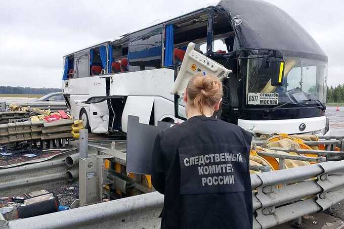 В сети появилось видео ДТП с автобусом в Тульской области